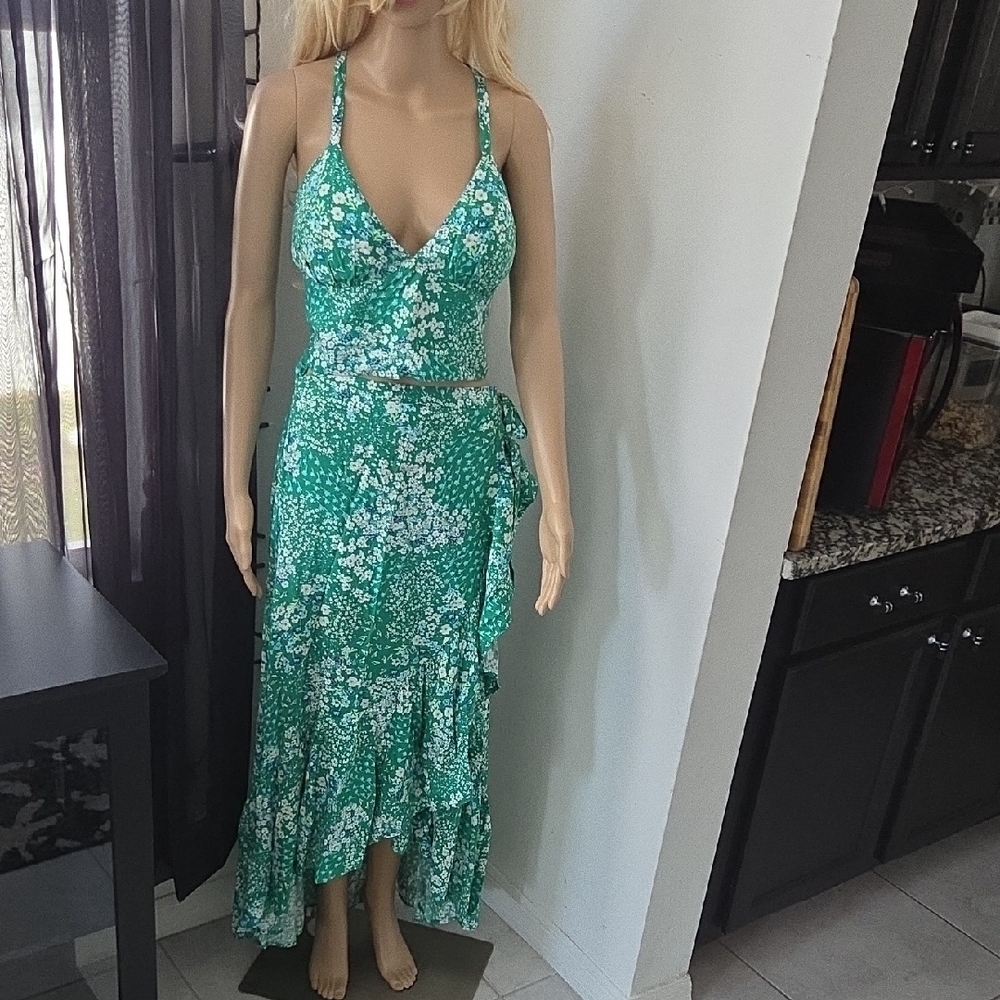 No Boundaries Green Floral 2 Piece Top & Maxi Skirt NWOT XL